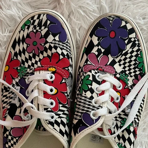 Authentic Vans - Picture 3 of 15